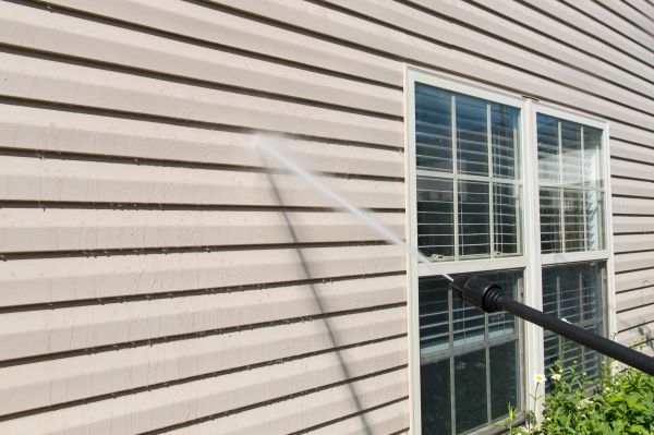 Pressure Washing in Richmond