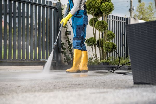 Driveway Power Washing in Richmond