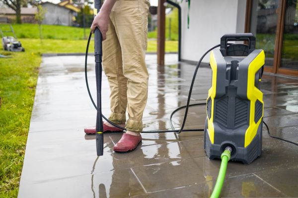 Porch Pressure Washing in Richmond