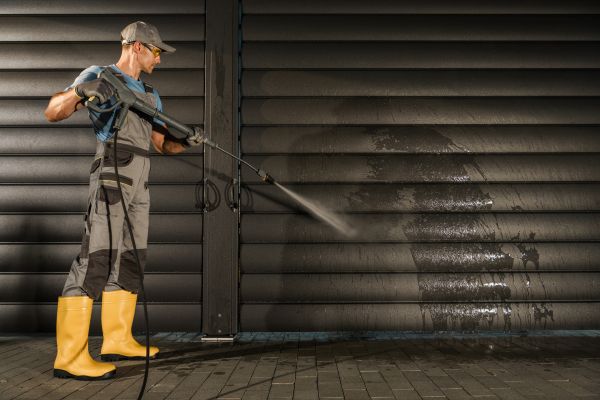 Garage Power Washing in Richmond