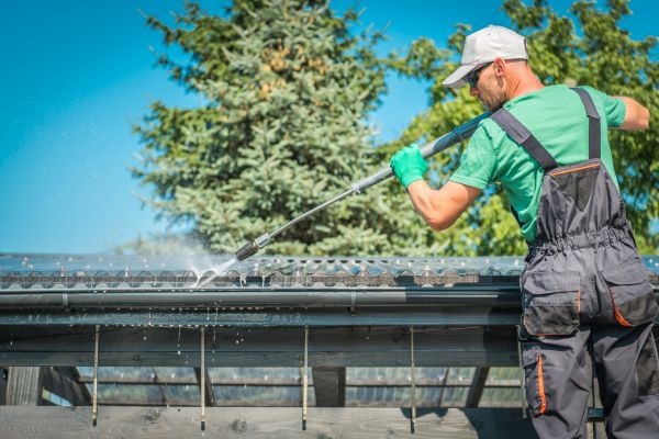 Gutter Power Washing in Richmond