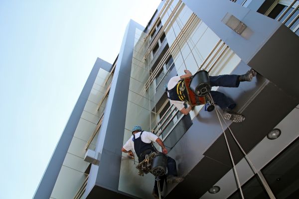 Condo Exterior Cleaning in Richmond