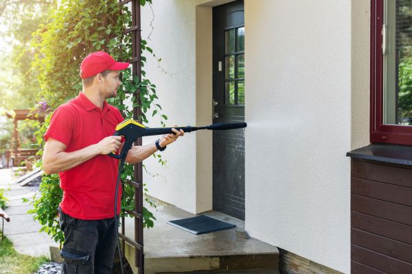 High Pressure Cleaning in Richmond