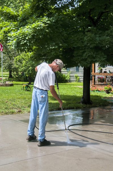 Cost of Driveway Concrete Cleaning in Richmond
